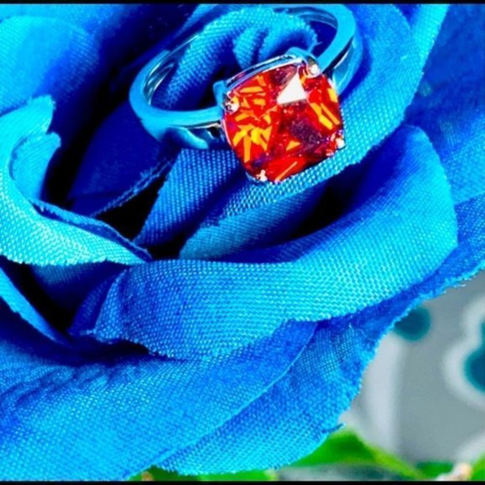 Beautiful V day Rudy red sterling silver cubic stone
